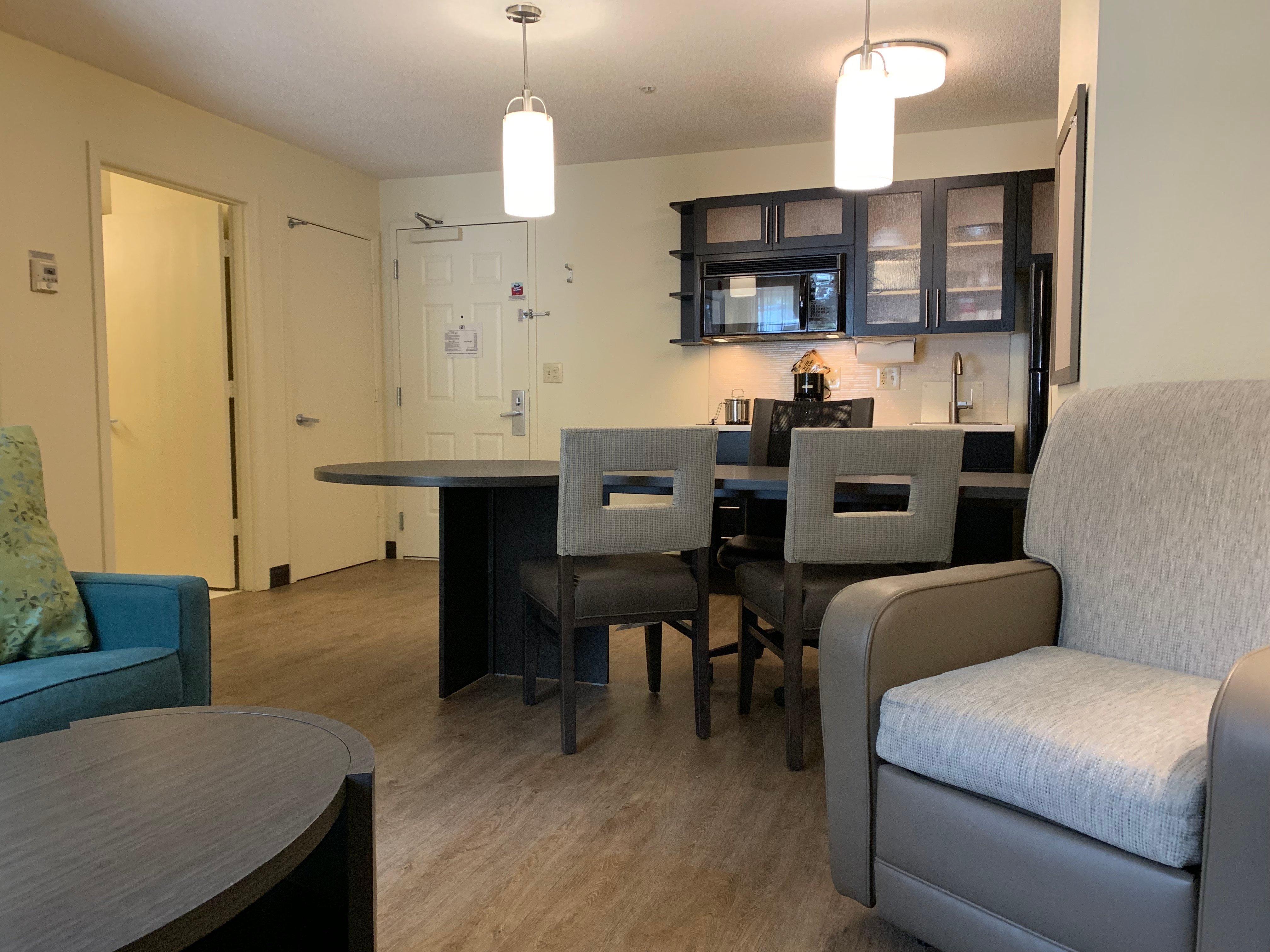 Candlewood Suites Raleigh Crabtree By Ihg Εξωτερικό φωτογραφία