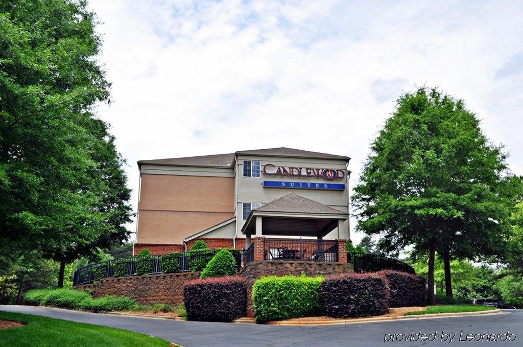 Candlewood Suites Raleigh Crabtree By Ihg Εξωτερικό φωτογραφία