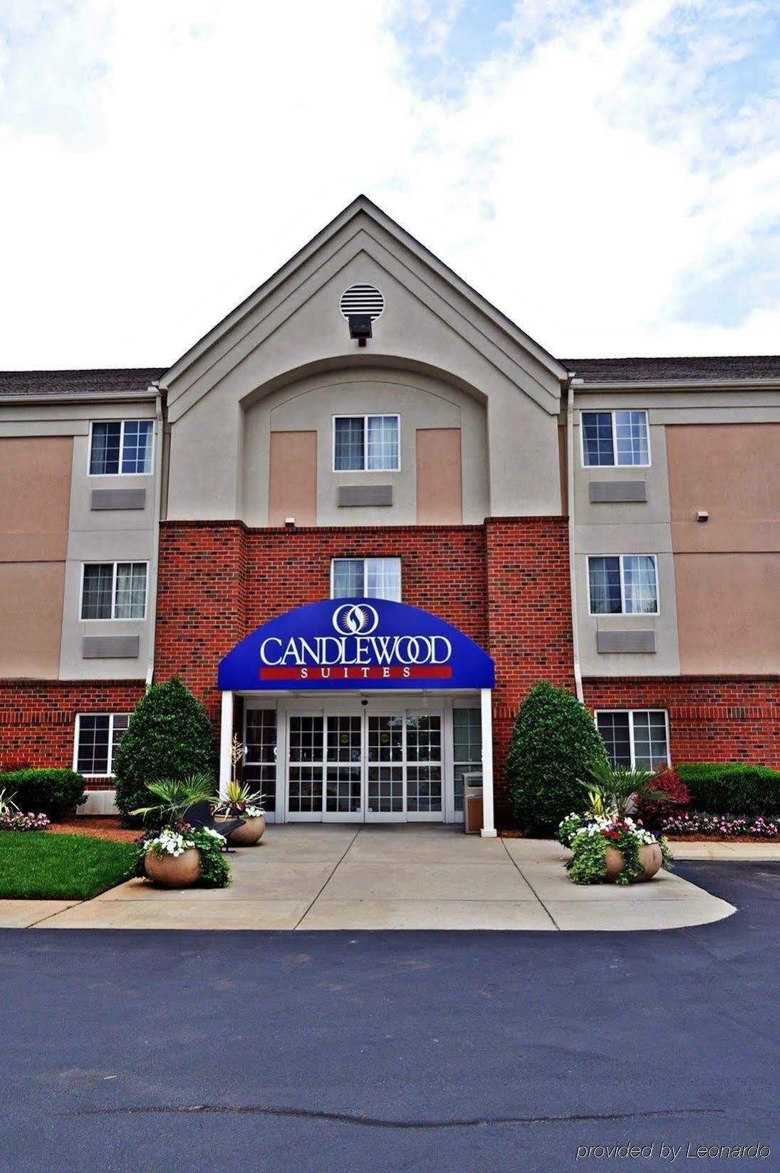 Candlewood Suites Raleigh Crabtree By Ihg Εξωτερικό φωτογραφία